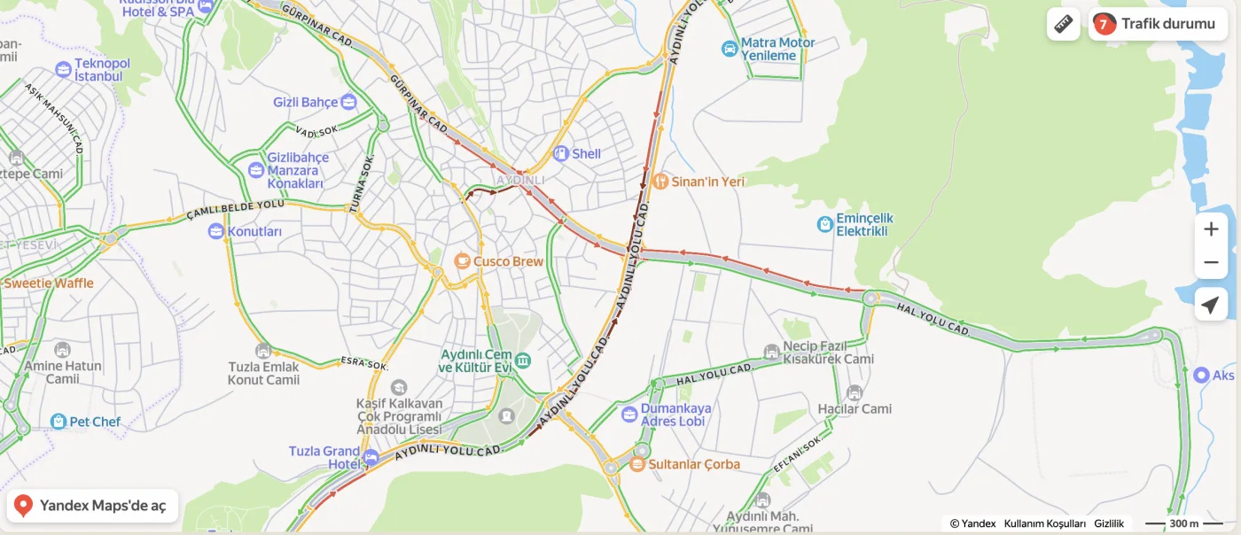 14 Eylül 2026 saat 15.40'ta Aydınlı'nın anlık trafik haritası: Aydınlı Yolu Caddesi, Gürpınar Caddesi ve Hal Yolu Caddesi'nde kırmızı; Çamlıbelde Yolu ve Aydınlı iç yollarında sarı; Hal Yolu Caddesi güney kolunda yeşil trafik çizgileri